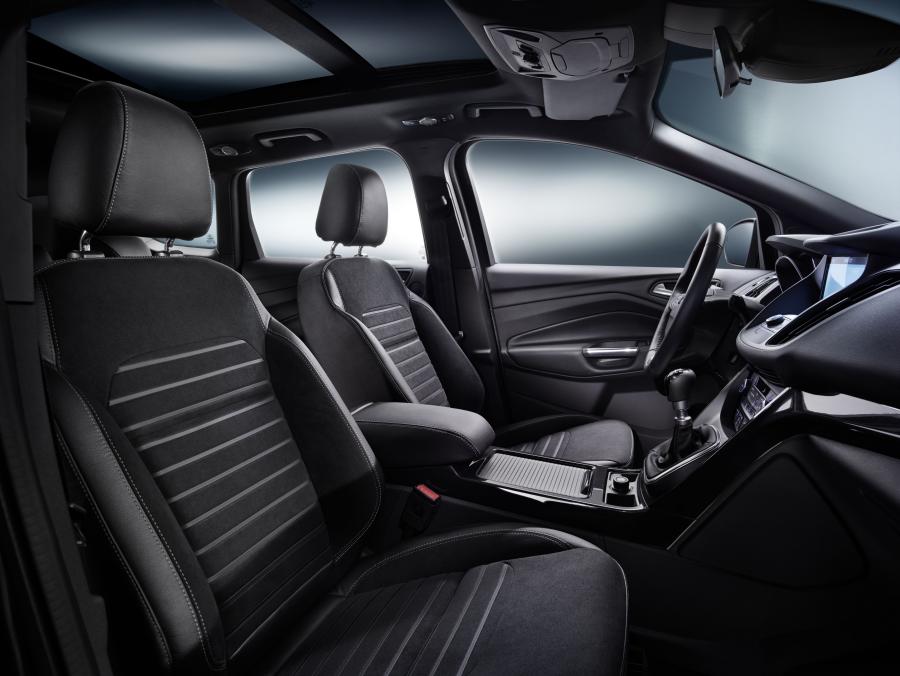  Ford Kuga 2016 года  (фото 5 из 6)